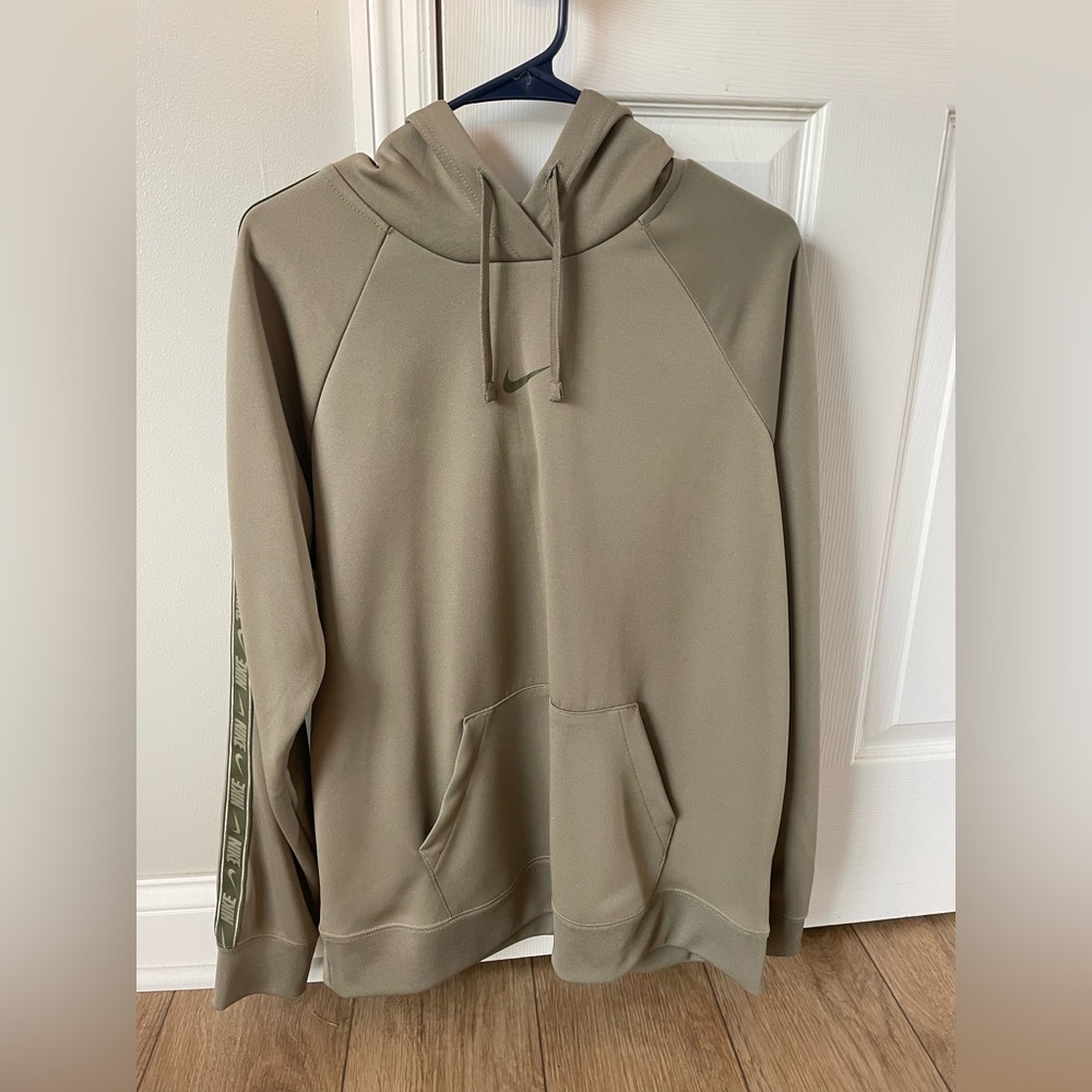 Nike Tech Sweatshirt - never worn